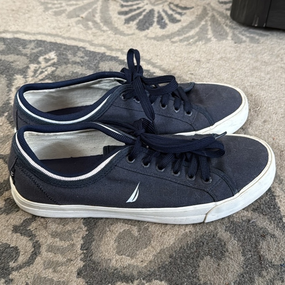 Men’s Nautica shoes